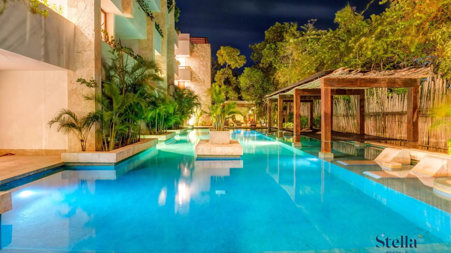 Private Rooftop 1Br Condo With Stunning Common Areas Tulum Mexiko